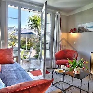 Localise - Maison G5 Au - A 50m De La Avec Jardin Et Piscine - à Pied, Plages, Port, Centre, Commerces, Marché - Wifi Inclus - Animaux Bienvenus - Linge De Lit Inclus Hébergement de vacances Guilvinec